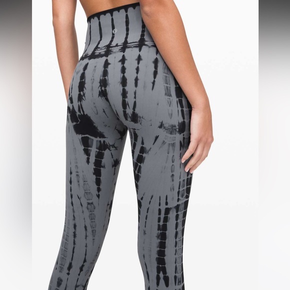 Lululemon Wunder Under High-Rise Tight 28" Full-On Luxtreme Size 6 - Picture 3 of 7